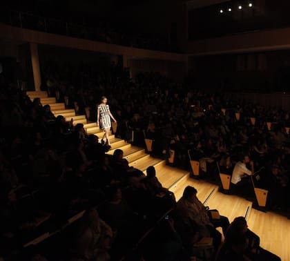 Un espacio diferente para el desfile de Martín Churba