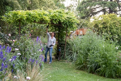 Un espacio verde con carácter no surge de moldes, sino de sensibilidad y criterio