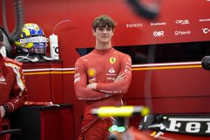 Qué puede pasar en el futuro con el chico inglés que debutó bien en Ferrari en Arabia