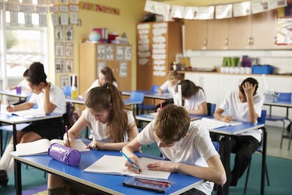 Un estudiante cacheteó a su profesora en plena clase frente a todos sus compañeros