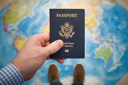 Un factor determinante para la renovación no presencial es que el pasaporte anterior no esté dañado, mutilado, ni haya sido reportado previamente como perdido o robado