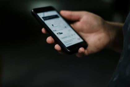 Un fallo judicial equiparó a los conductores de app con los choferes de taxis y remises