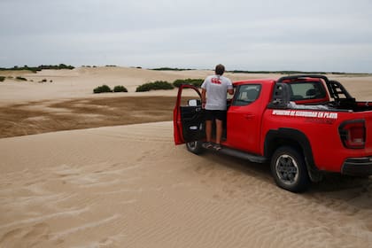 Un fallo judicial ordenó al municipio de Pinamar impedir el ingreso de 4x4, UTV y cuatriciclos en áreas como La Olla y La Frontera