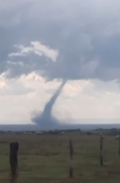 Un fenómeno similar a un tornado se registró en San Luis