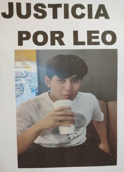 Un flyer pidiendo justicia por el homicidio de Leonel Bustos Ruiz