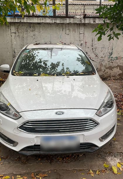 Un Ford con pedido de secuestro activo por robo