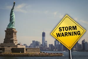 Un frente frío generará tormentas severas desde las 14h hasta la madrugada del miércoles, con riesgo de ráfagas destructivas y lluvias torrenciales en el área metropolitana de Nueva York