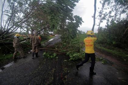 Un fuerte ciclón golpeó India y Bangladesh