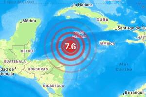 Un fuerte sismo sacudió al Caribe y hay alerta de tsunami