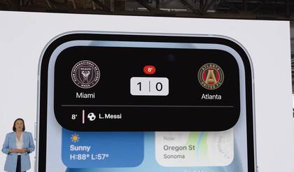 Un gol de Leo Messi con el Inter Miami, un ejemplo de las notificaciones en la isla dinámica que usó Apple en la presentación de los nuevos iPhone 15