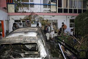 Un ataque de EE.UU. contra ISIS-K mató a una familia de civiles con 7 niños en Kabul