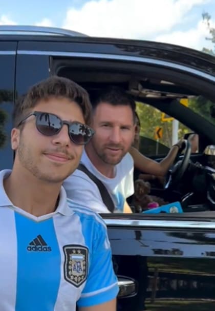 Un grupo de argentinos se cruzaron a Lionel Messi en la calle