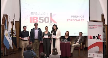 Un grupo de científicos argentinos creó un autotest para detectar el cáncer de colon en forma temprana; fue finalista del premio IB50K