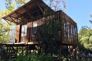 Construyen casas sustentables en el Delta