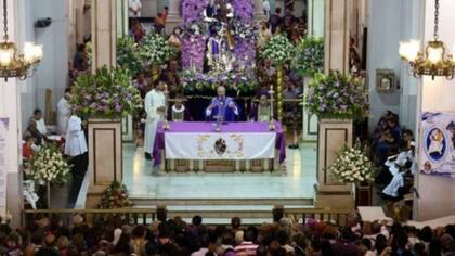 Un grupo de oficialistas venezolanos ingresó a una misa y se enfrentó con opositores