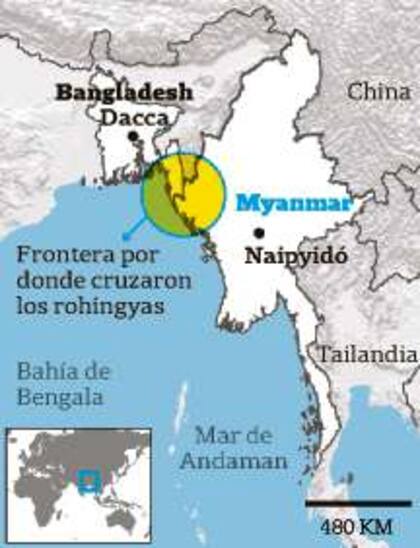 Un grupo de rohingyas que escapó de Myanmar, en su llegada a Teknaf, en Bangladesh