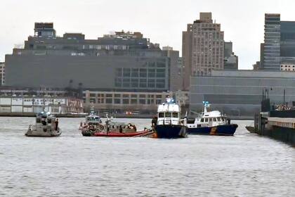 Un helicóptero se estrelló en el río Hudson, en Nueva York
