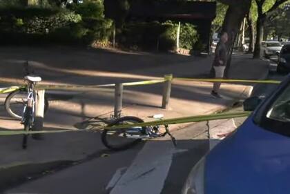 La oficial de la Policía de la Ciudad patrullaba en bicicleta cuando fue atacada en el cruce de Salguero y Castex