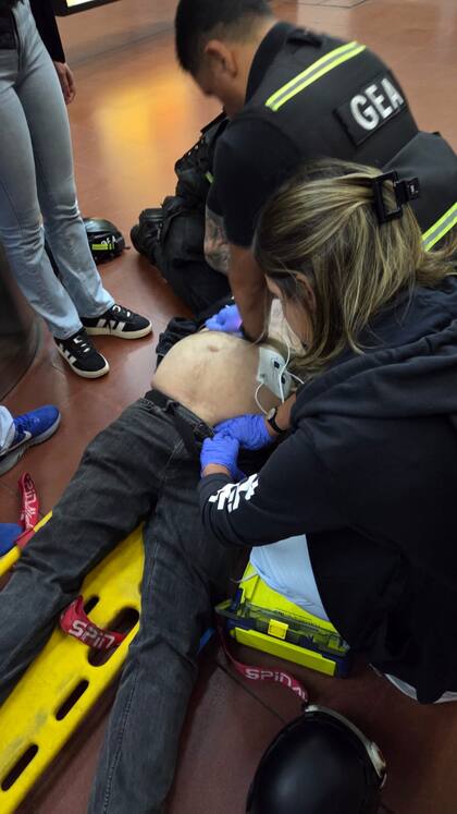 Un hombre de 63 años sufrió un paro en el subte.