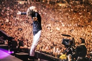 Michael Hutchence: cómo fueron los últimos días del cantante de INXS