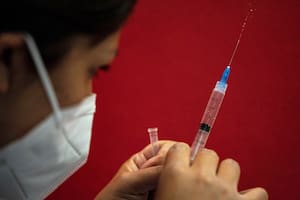Un hombre en Alemania se vacunó 217 veces contra el coronavirus en 29 meses