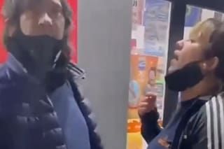 Robó vino de un kiosco y lo noquearon de una piña