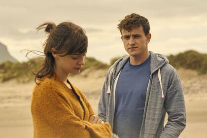 Normal People, la aclamada miniserie británica sobre el romance de dos jóvenes irlandeses, es parte del catálogo de StarzPlay, que tiene su fuerte en las ficciones adultas