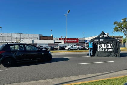 Un hombre murió tras ser atropellado por un conductor frente al Aeroparque Jorge Newbery