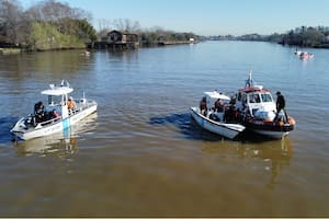 Hallan los dos cuerpos tras el accidente del río Luján en el que una lancha deportiva chocó a un bote