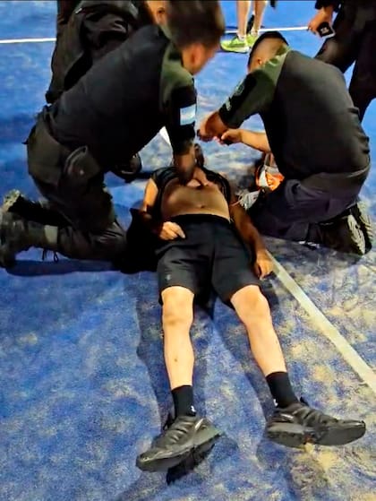 Un hombre se descompensó cuando jugaba al pádel