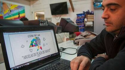 Un homenaje a Abuelas de Plaza de mayo