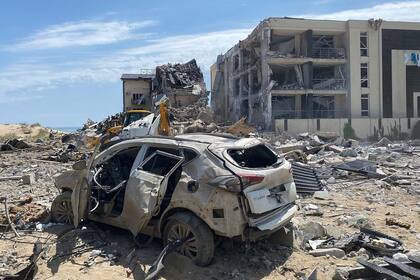 Un hotel destruido por misil ruso en Karolino-Buazi, Zatoka, al sur de Odessa