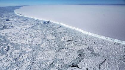 Un iceberg desprendido en la Antártida