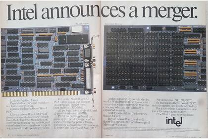 Un ingenioso aviso de Intel que hoy resulta prácticamente imposible de entender. Tiene como protagonista a la electrónica y es una doble página en una revista Byte de 1984
