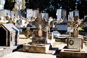 Un insólito episodio ocurrió en el cementerio de Dean Funes