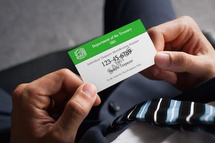 Un ITIN, o Número de Identificación Personal del Contribuyente, es un número utilizado para el trámite de los impuestos,