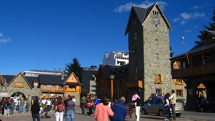 Macri va a la Corte por una tasa que Bariloche les cobra a los turistas