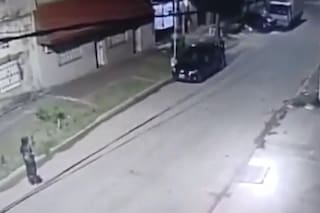 Mataron a un joven de 22 años que quedó en medio de un tiroteo en Morón