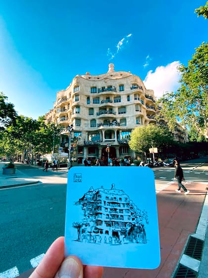 Un juego de cartas que propone recorrer la historia de la arquitectura a través de la observación, la memoria y la estrategia