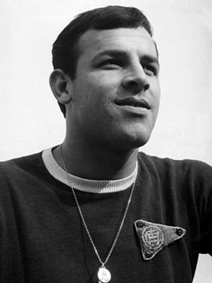 Un juvenil Alfredo Rojas con la camiseta de Lanús, el club en el que se inició futbolísticamente y del que siempre fue hincha