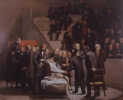 Un lienzo de Robert Hinckey muestra a John Warren efectuando una intervención quirúrgica de un tumor cervical, una vez que William Morton, situado detrás del paciente, le ha practicado la anestesia con éter
