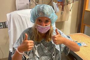 Un malestar inesperado durante un viaje reveló una condición oculta en el sistema nervioso de Nicole (Foto: Gentileza The brain tumour charity)