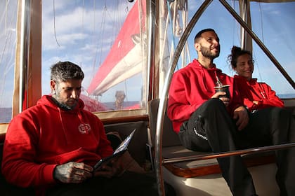 Un mate en medio de la búsqueda de personas que buscan refugio en Europa y quedan varadas en el Mediterráneo