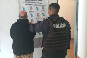 Un médico fue detenido acusado de abusar de una paciente de 18 años