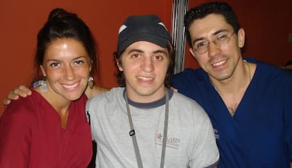 Un mes y tres días después del accidente lo trasladaron a la clínica de rehabilitación Pilares del Rosario.