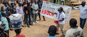 El ébola se hace fuerte a la sombra de la guerra en el Congo y el mundo comienza a temer la expansión