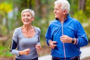 Un mínimo de 150 minutos semanales de actividad física moderada disminuye el riesgo de enfermedades cardiovasculares