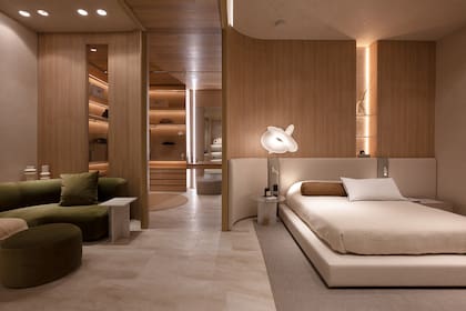 Un monoambiente de amplia superficie con dormitorio, living, vestidor y baño