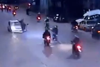 Un joven de 18 años murió en un choque desatado por una caravana de motos en Mar del Plata