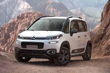 Un motor naftero, de cuatro cilindros.